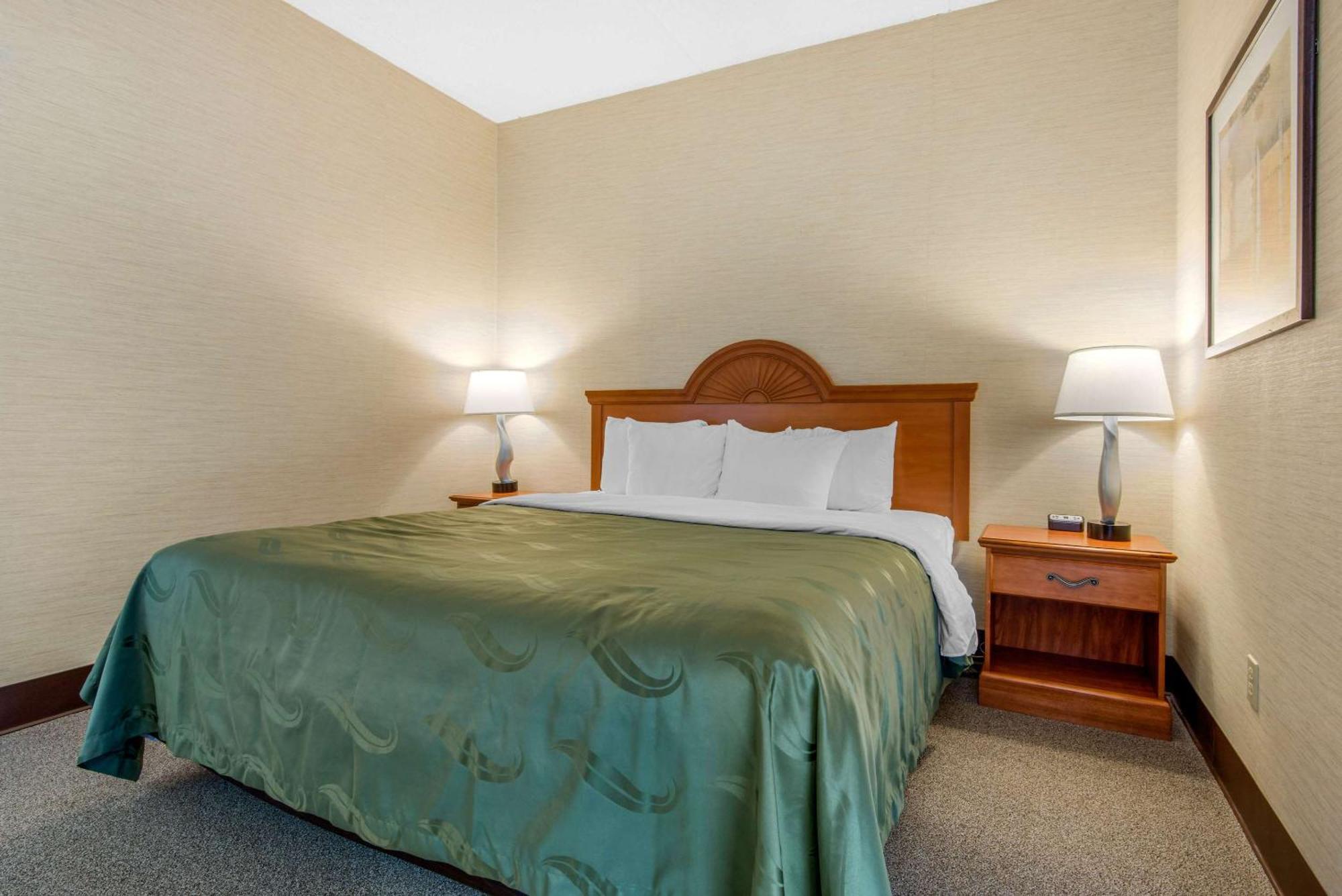 Quality & Hotel